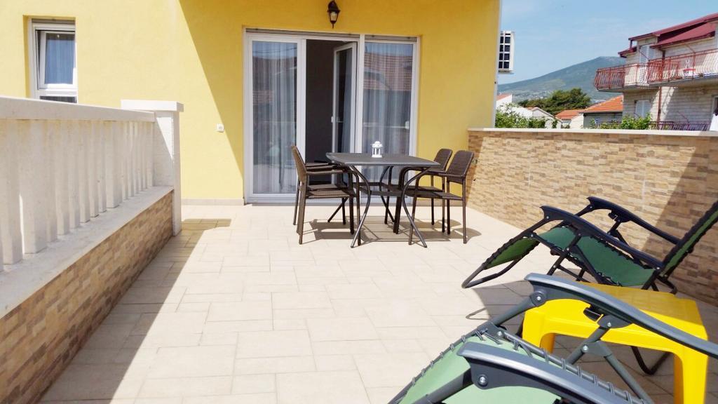 Villa Iva-Dom Kaštela Eksteriør billede